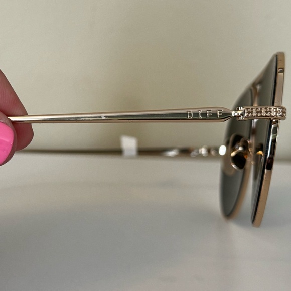 Diff Eyewear Gold Frame Sunglasses - Picture 6 of 10